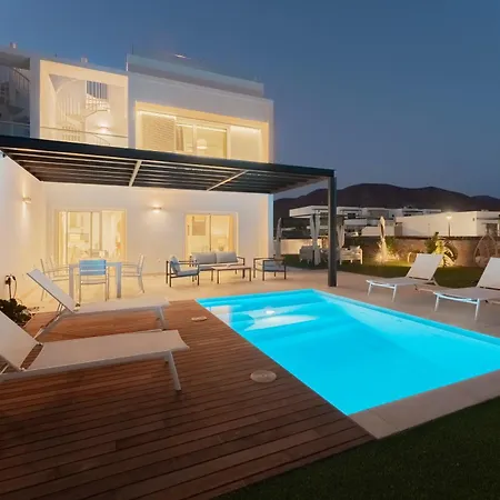 Villa Casa Menta. Relaxing Corner In Front Of The Ocean *